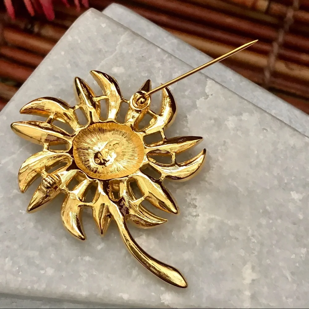 Napier Rhinestone Flower Brooch Gold Tone Signed